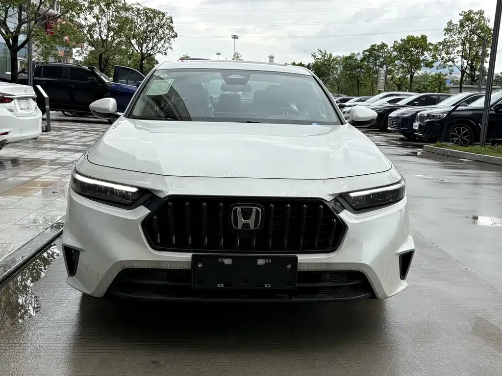 Honda Inspire — фото 2