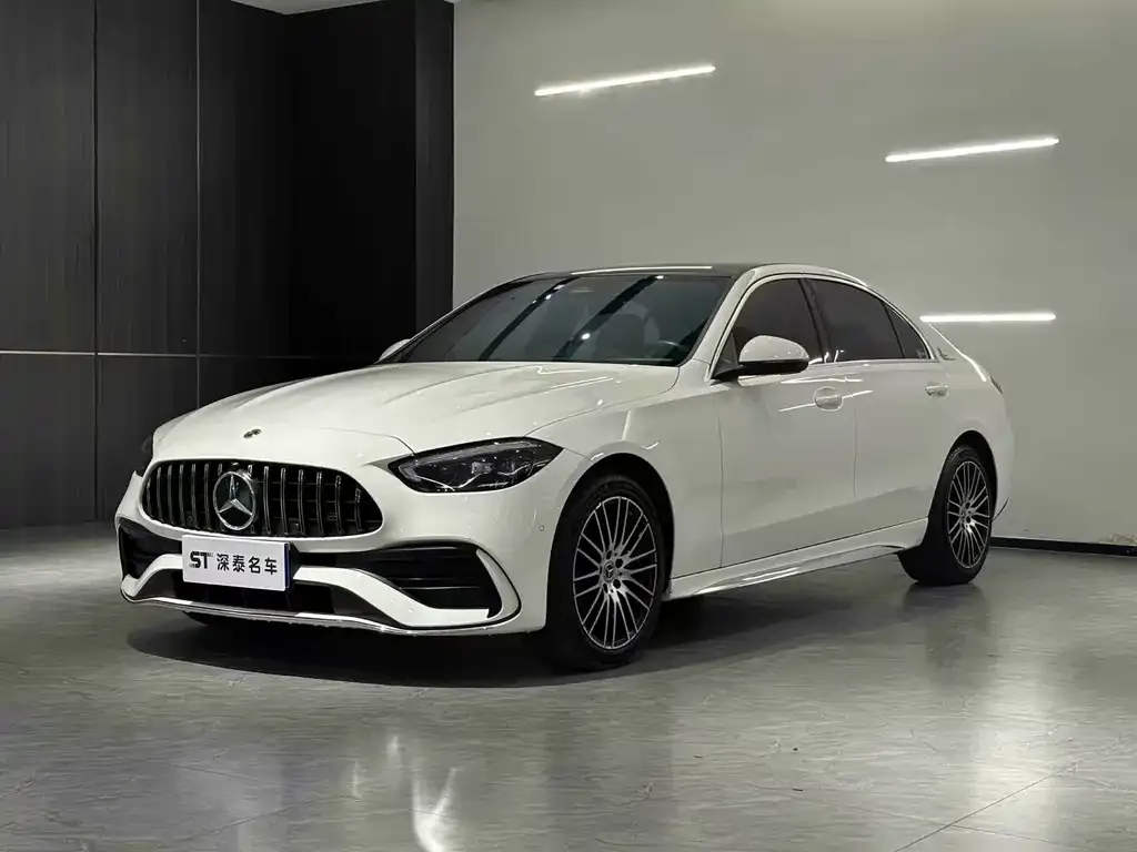 Mercedes-Benz C-Class — фото 1