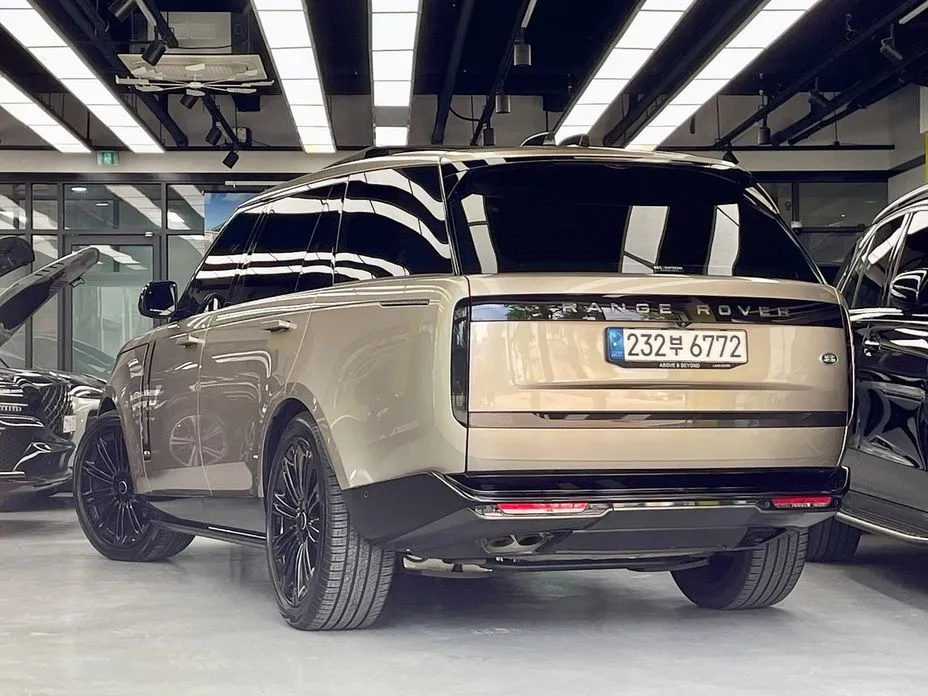 Land Rover Range Rover 2023 из KR, фото 4