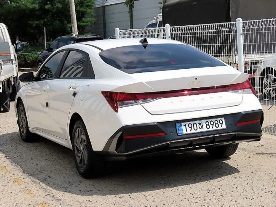 Hyundai AVANTE — фото 8