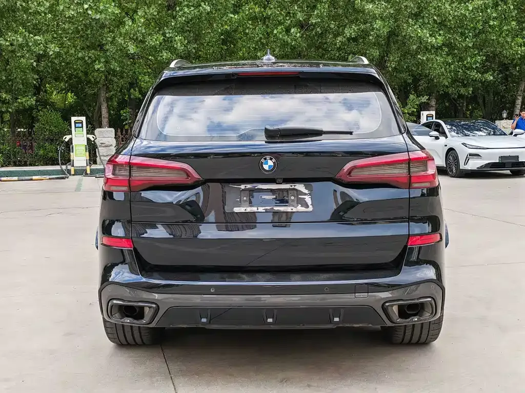 BMW X5 — фото 2