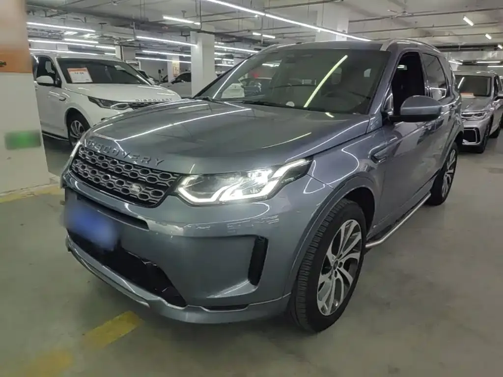 Land Rover Discovery Sport — фото 1