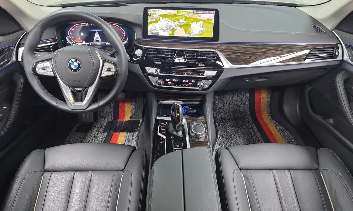 BMW 5-Series — фото 10