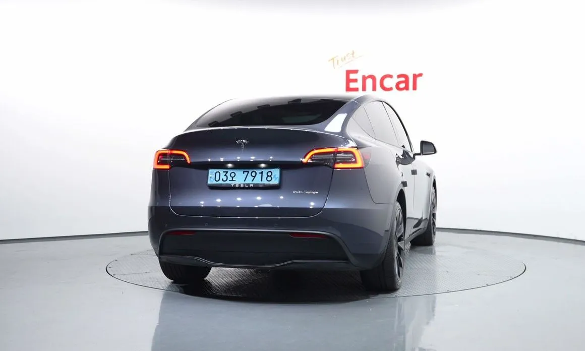 Tesla Model Y — фото 4