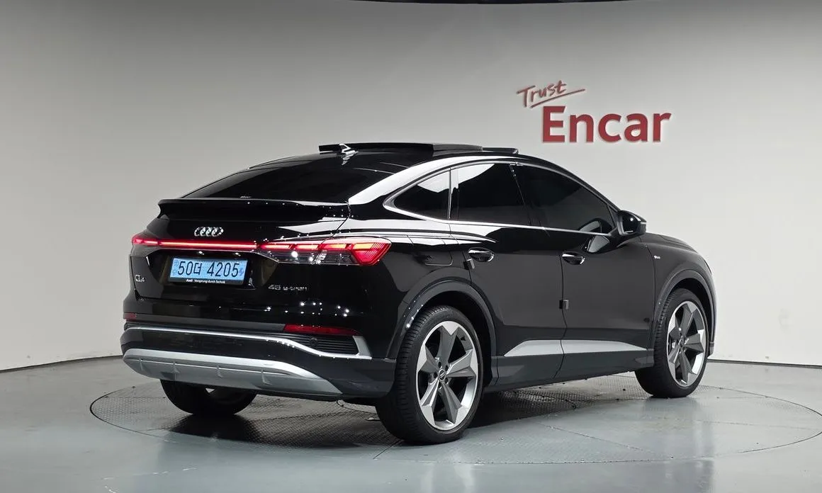 Audi Q4 e-tron 2025 из KR, фото 3