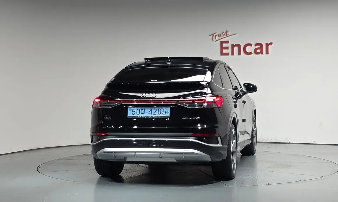 Audi Q4 e-tron 2025 из KR, фото 10