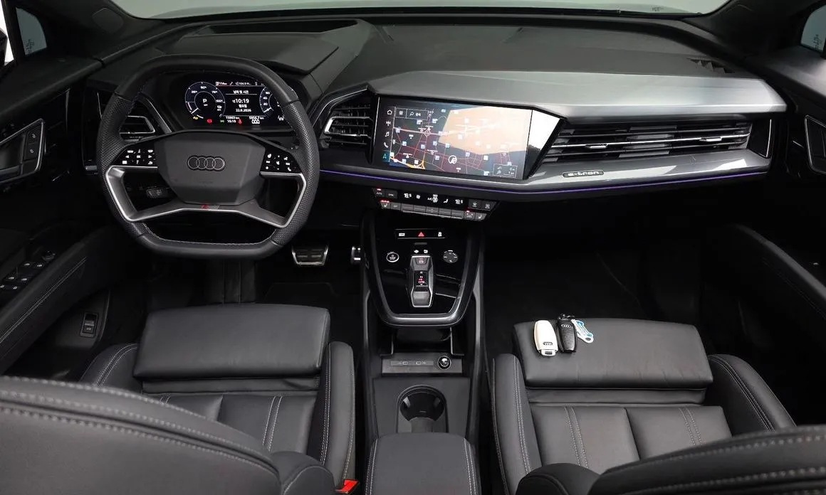 Audi Q4 e-tron 2025 из KR, фото 7