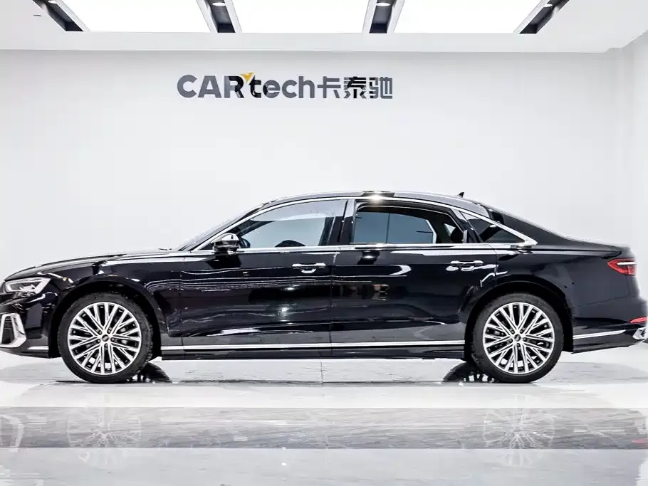 Audi A8 — фото 6
