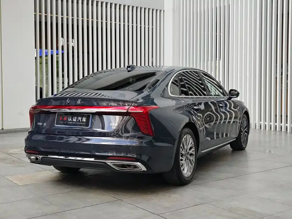 Hongqi H5 — фото 3