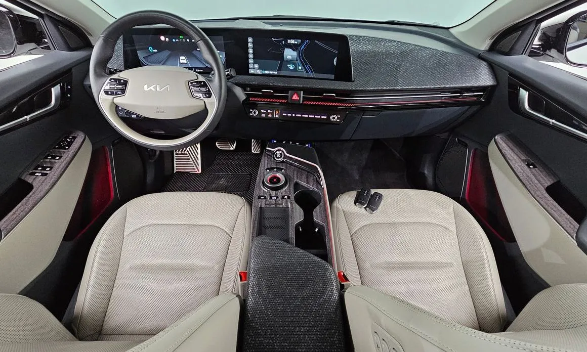Kia EV6 — фото 9