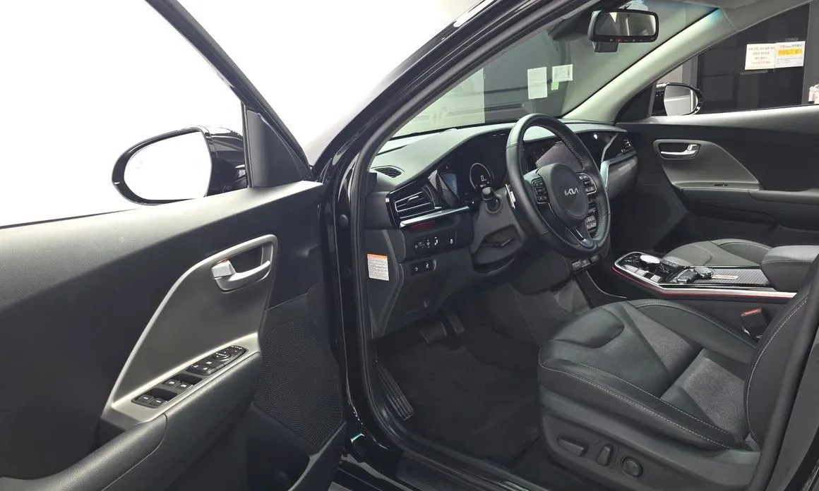 Kia Niro — фото 10