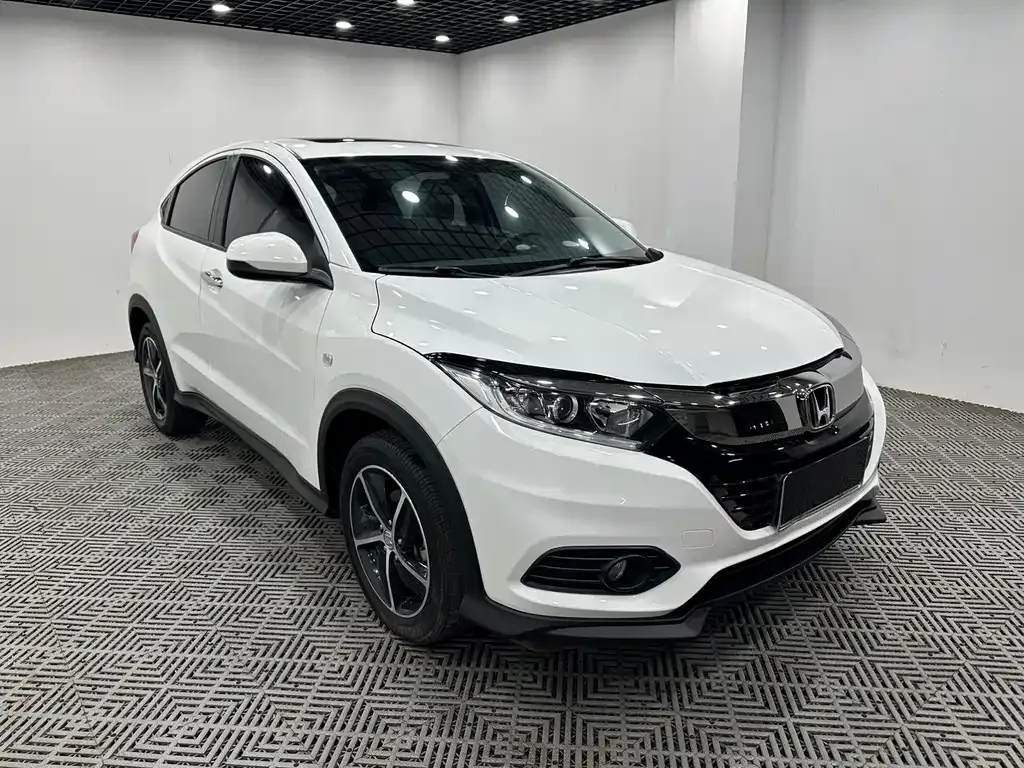 Honda Vezel — фото 1