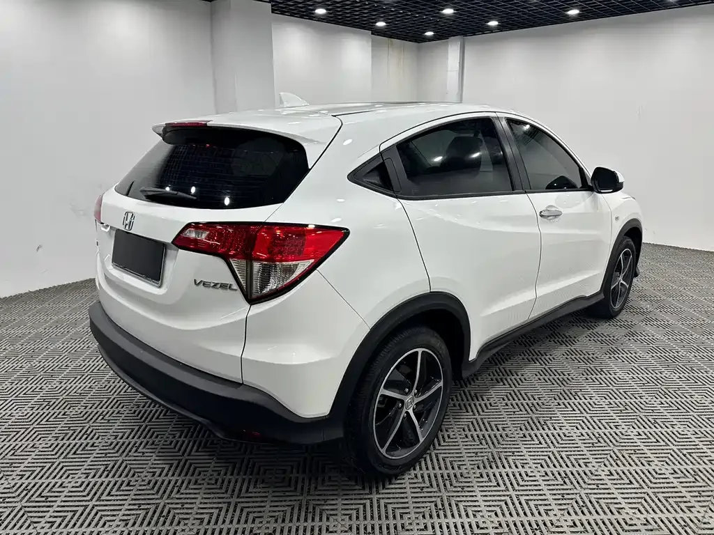 Honda Vezel — фото 6