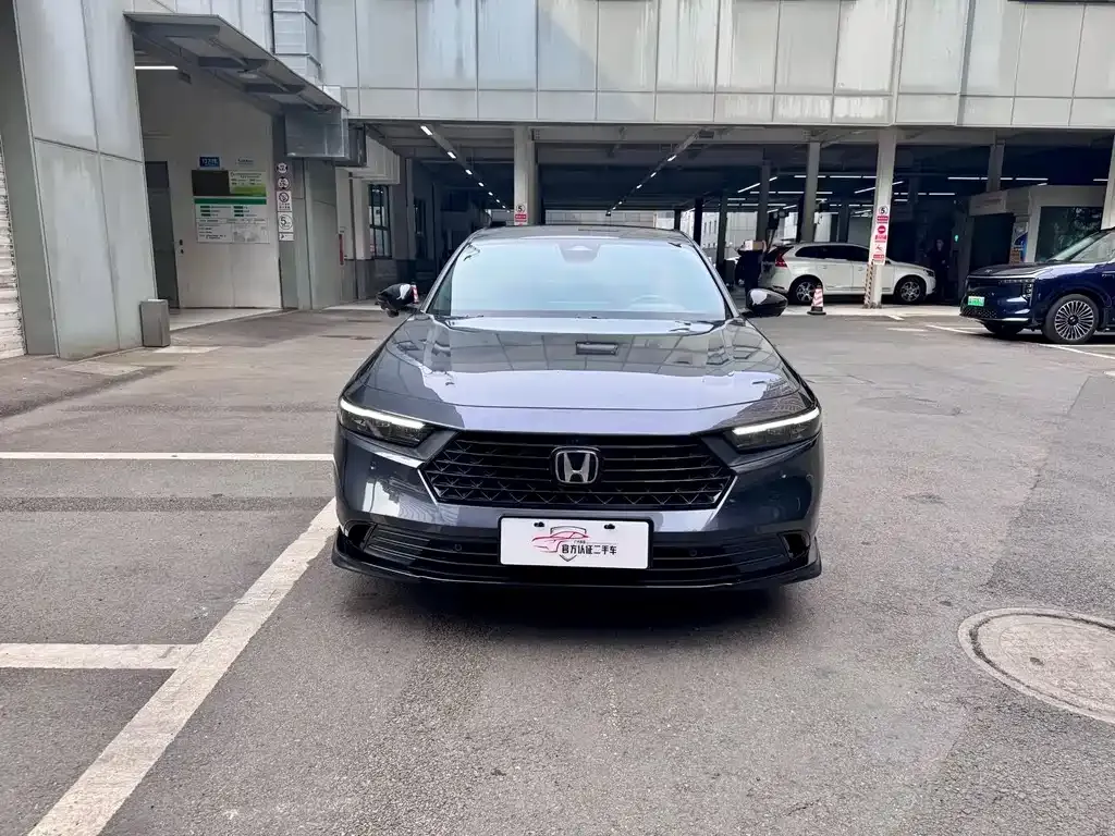 Honda Accord — фото 3