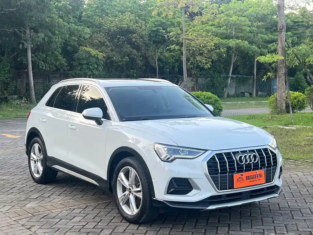 Audi Q3 — фото 8