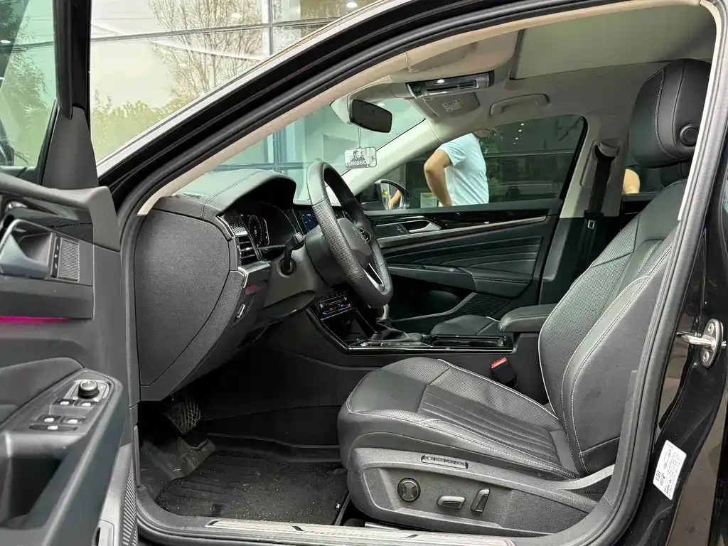Volkswagen Passat — фото 4