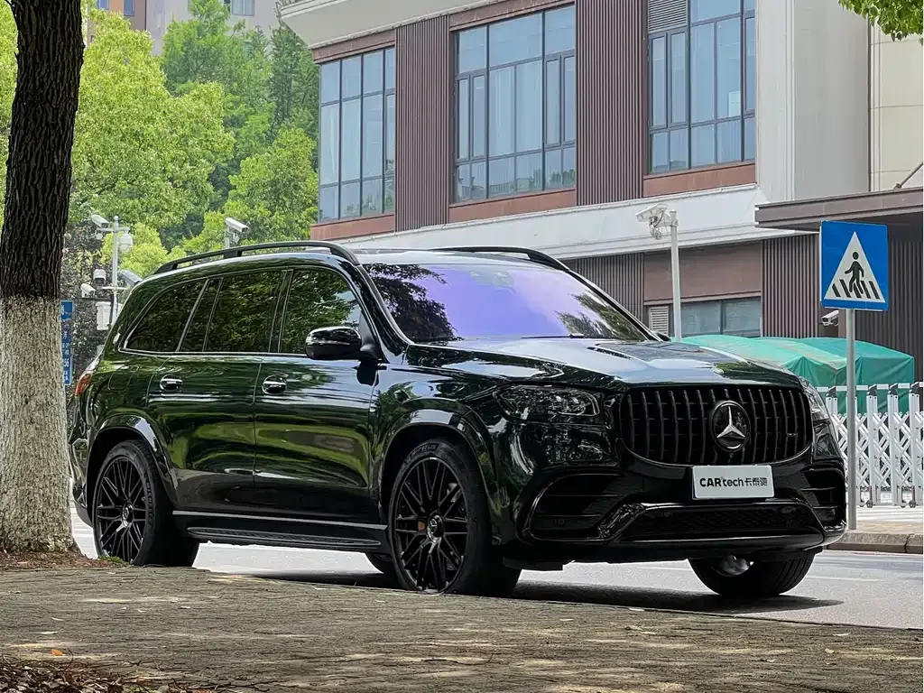 Mercedes-Benz GLS AMG — фото 9