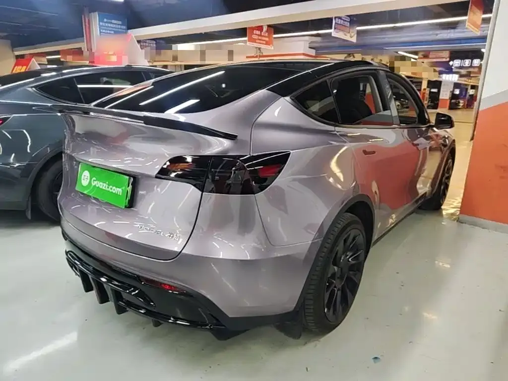 Tesla Model Y — фото 6