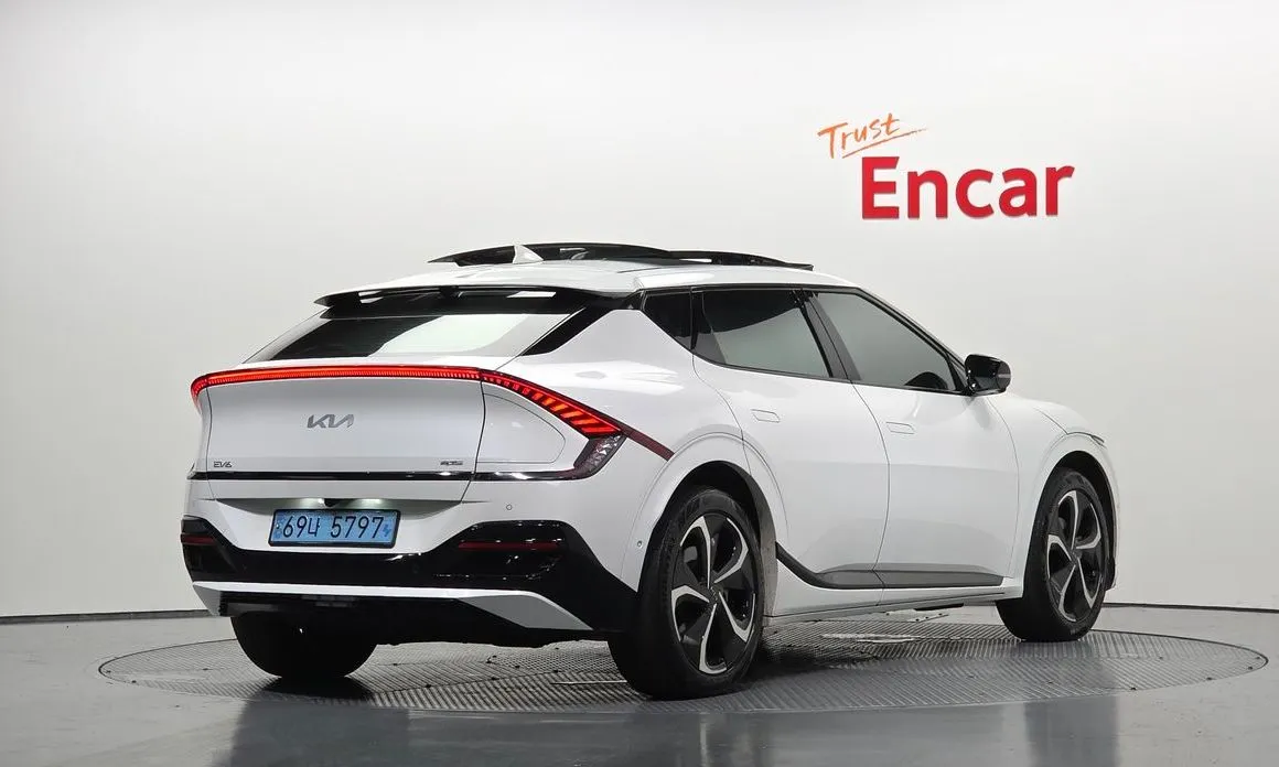 Kia EV6 — фото 2