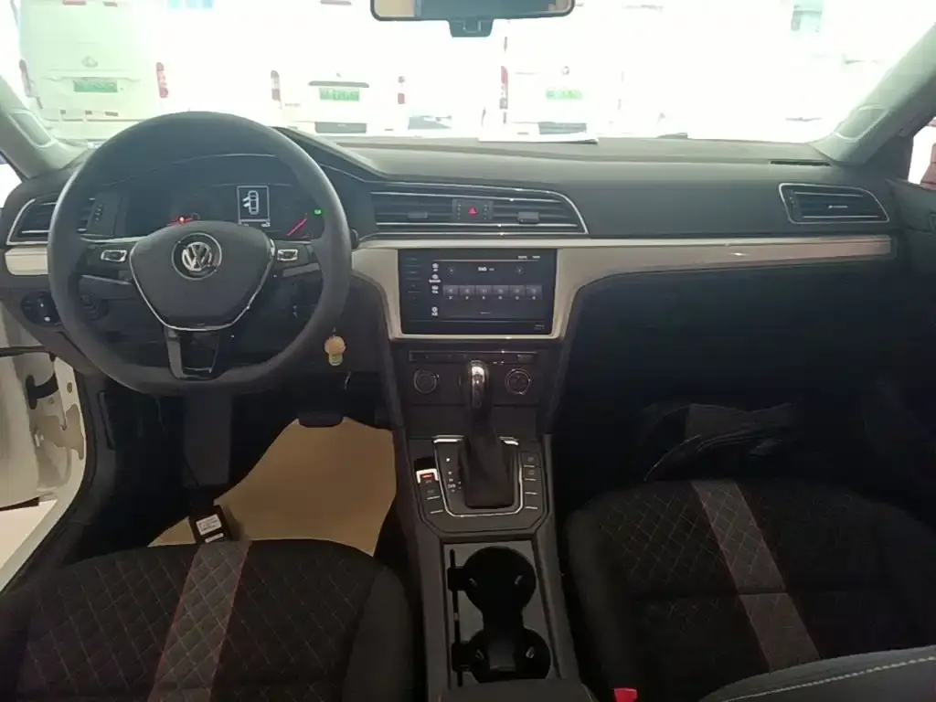 Volkswagen Lamando 2022 из CN, фото 7