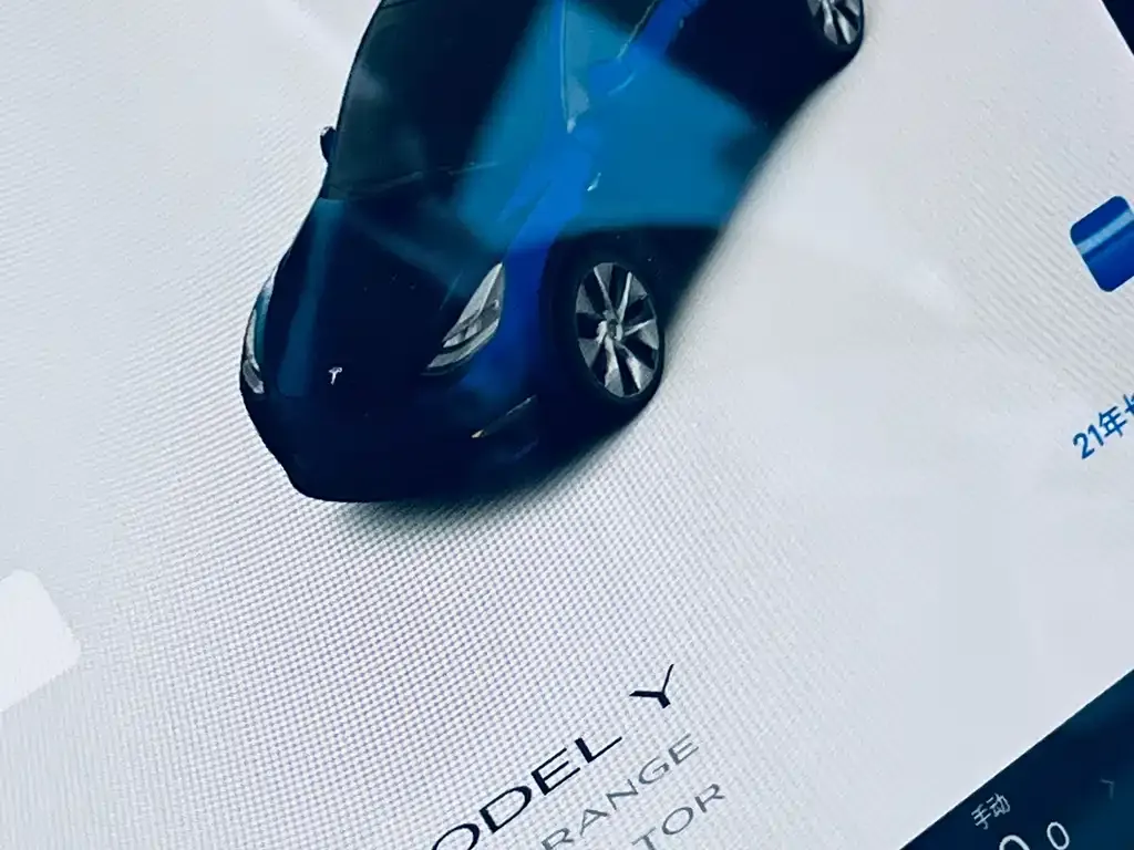 Tesla Model 3 — фото 6