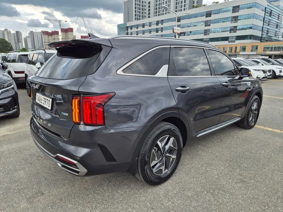 Kia Sorento — фото 3