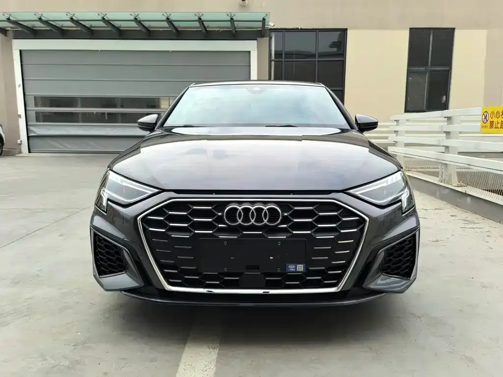 Audi A3 — фото 2