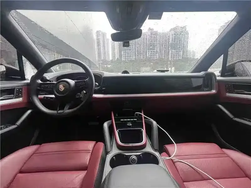 Porsche Cayenne — фото 2
