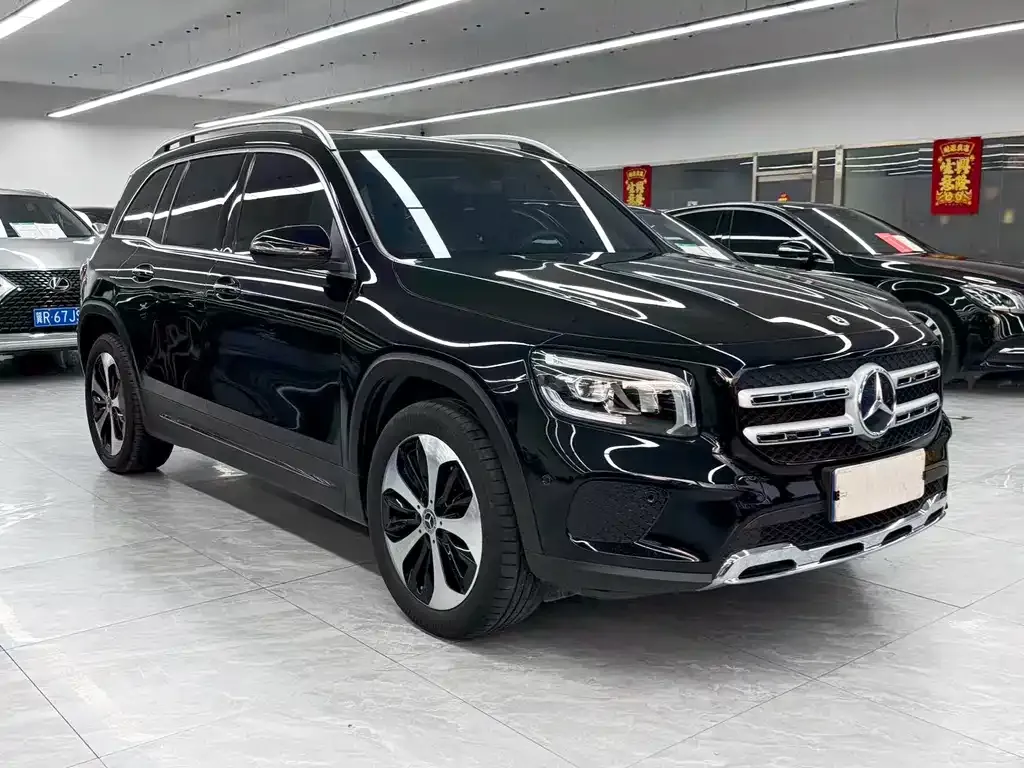 Mercedes-Benz GLB — фото 5