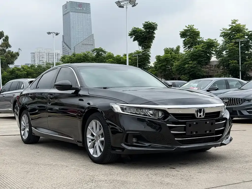Honda Accord — фото 5