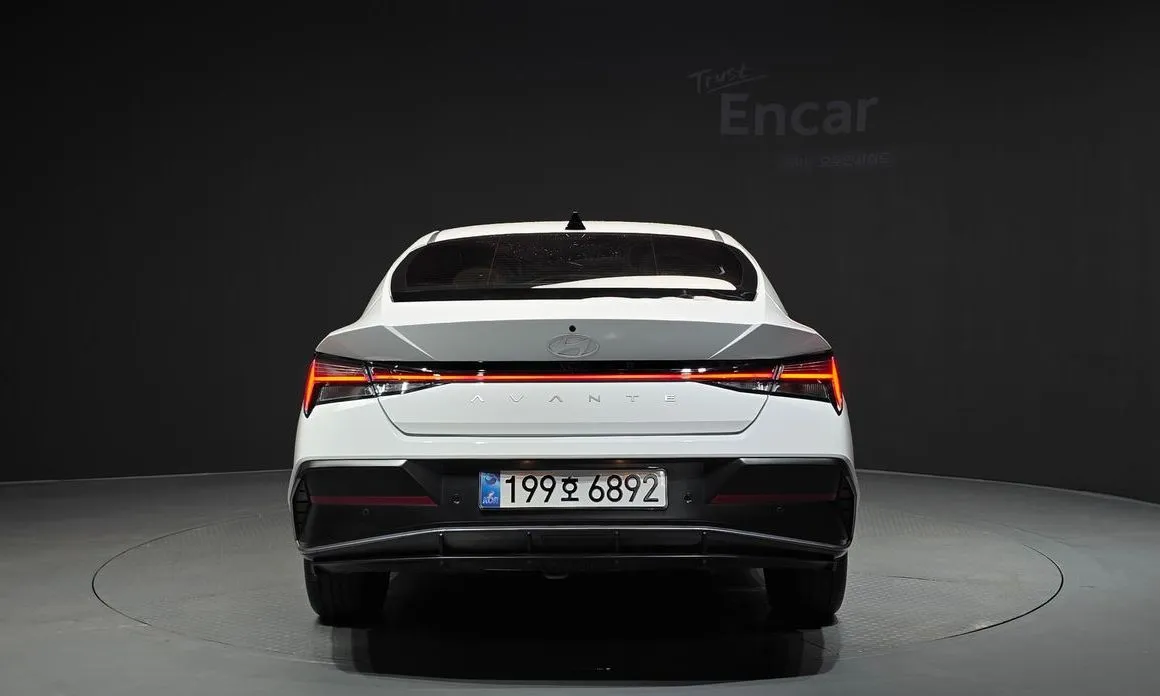 Hyundai AVANTE — фото 4