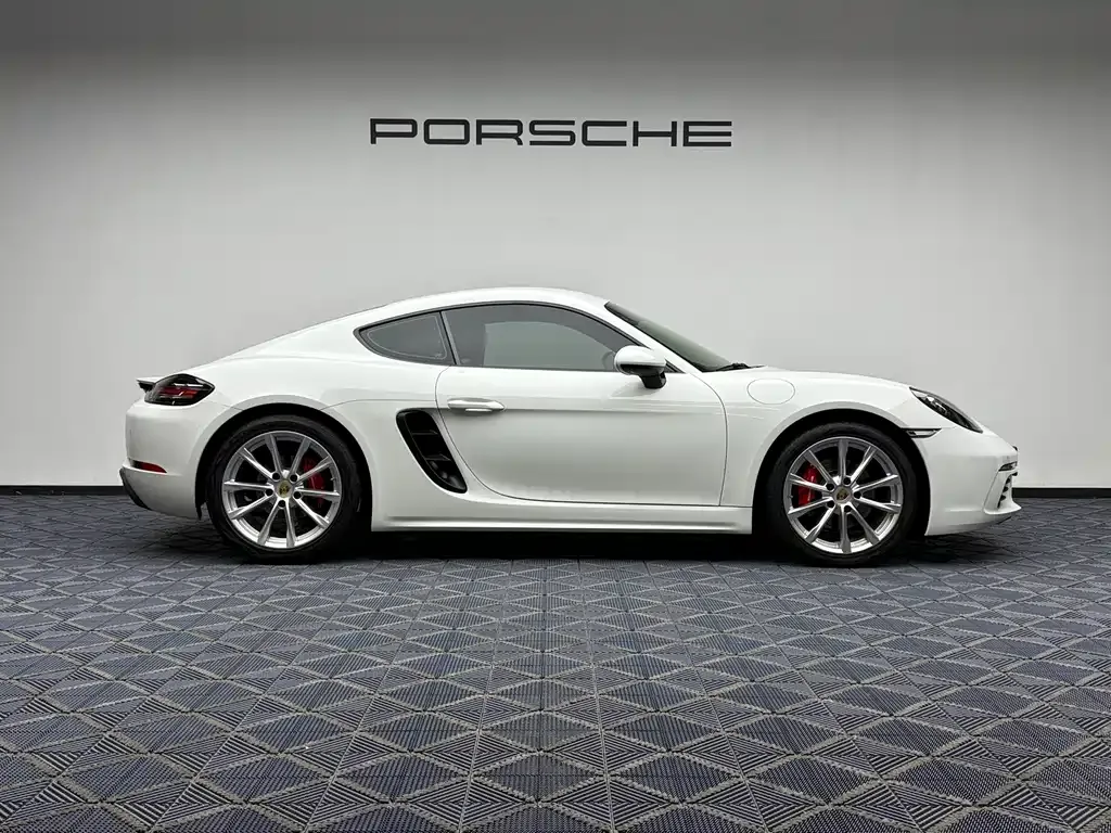 Porsche 718 — фото 10