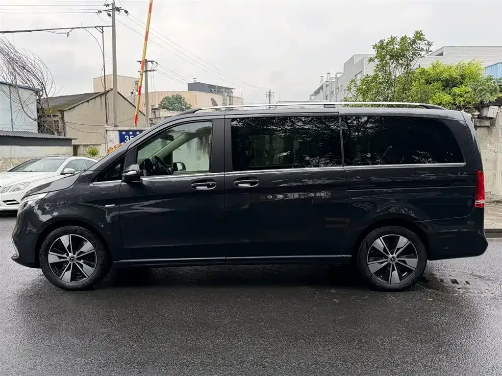 Mercedes-Benz V-Class 2021 из CN, фото 5