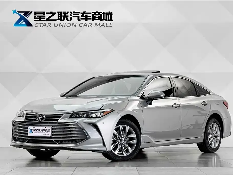Toyota Avalon — фото 1
