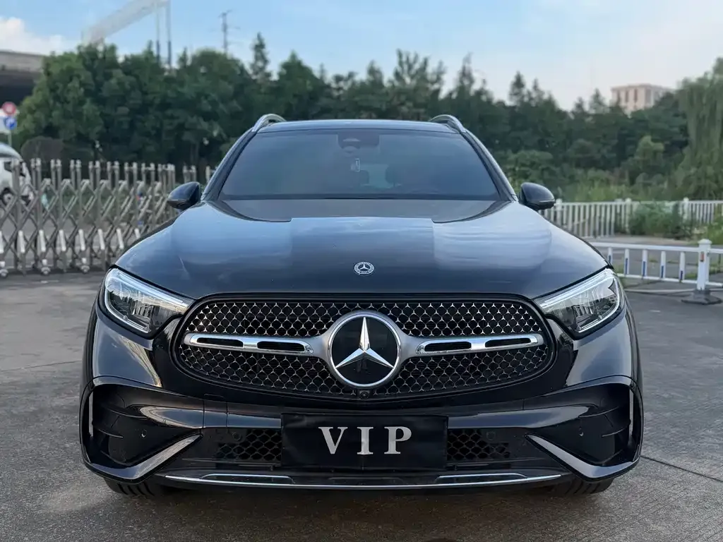 Mercedes-Benz GLC — фото 1