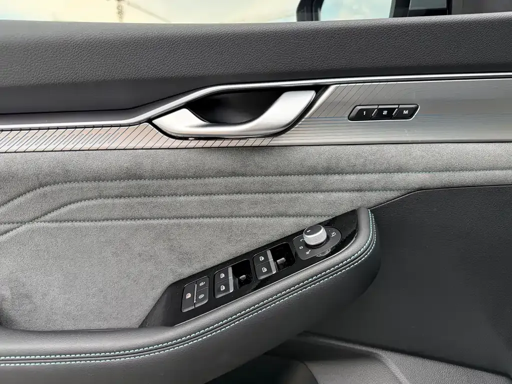 Geely Xingrui — фото 10