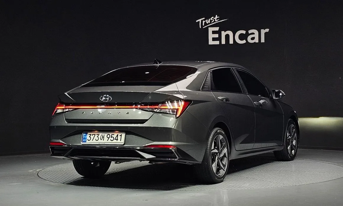 Hyundai AVANTE — фото 3