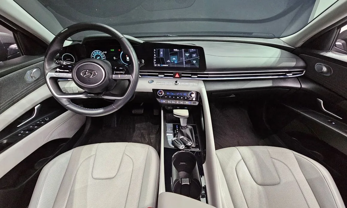 Hyundai AVANTE — фото 7