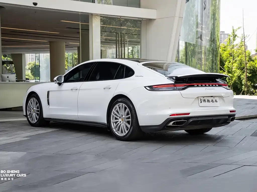 Porsche Panamera — фото 10