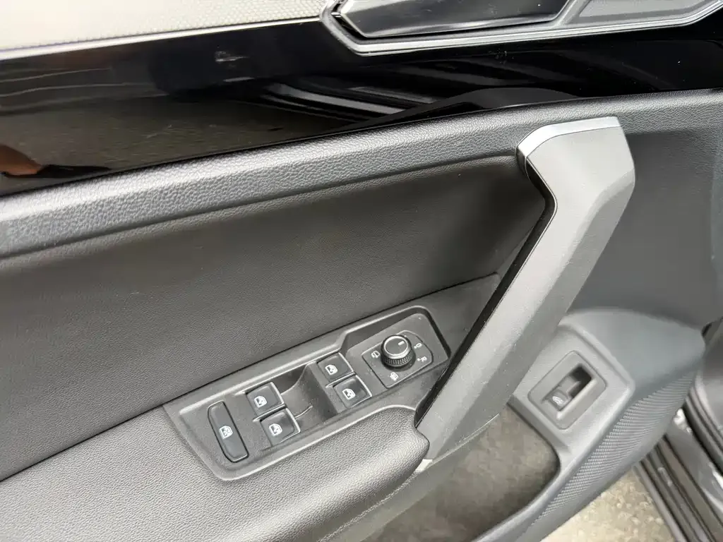 Volkswagen Tayron 2022 из CN, фото 6