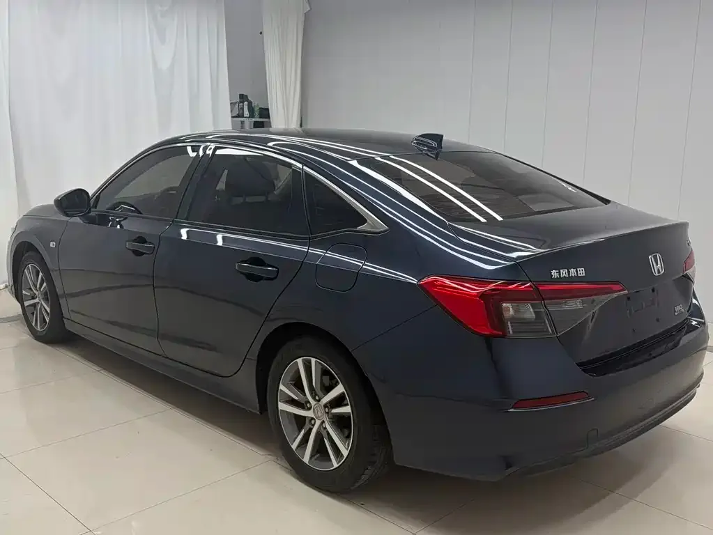 Honda Civic — фото 8