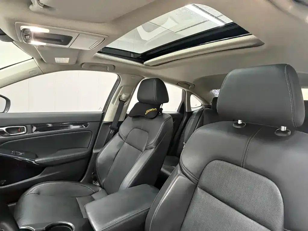 Honda Civic — фото 10