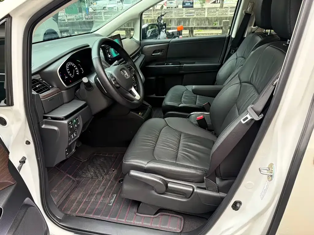 Honda Odyssey 2024 из CN, фото 8