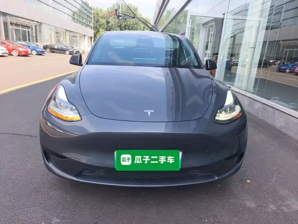 Tesla Model Y — фото 4