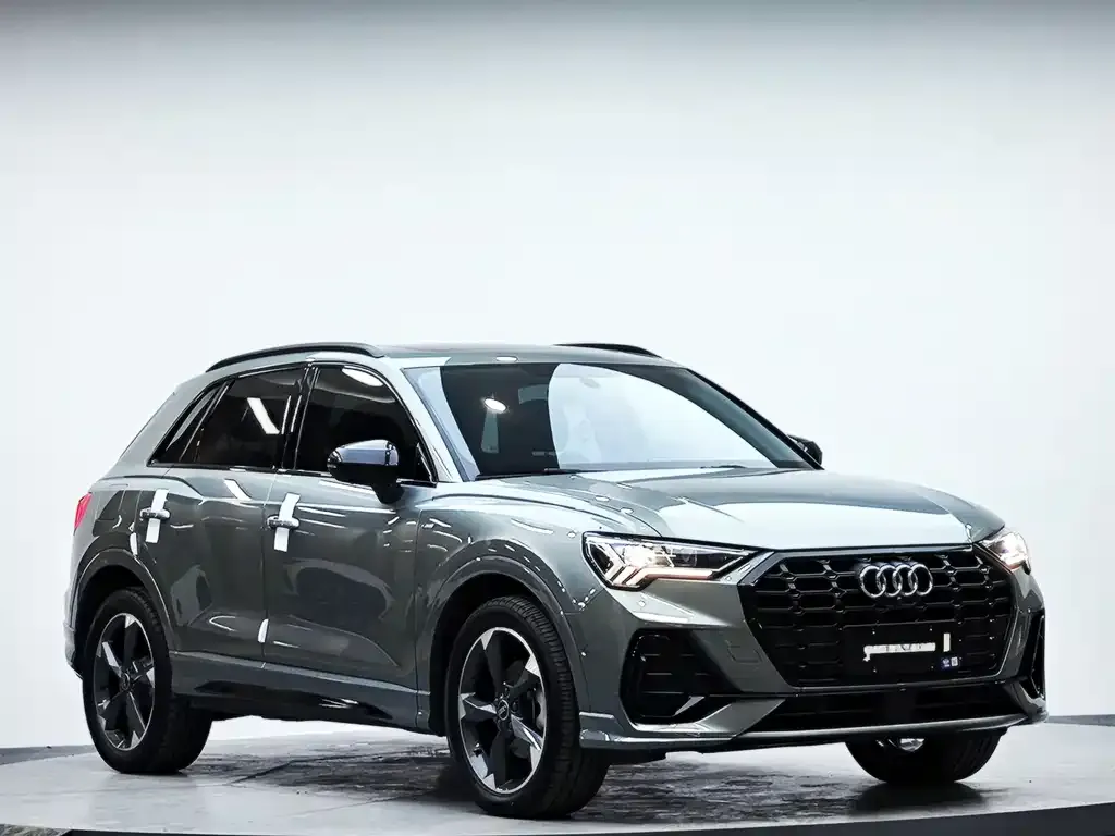 Audi Q3 — фото 8