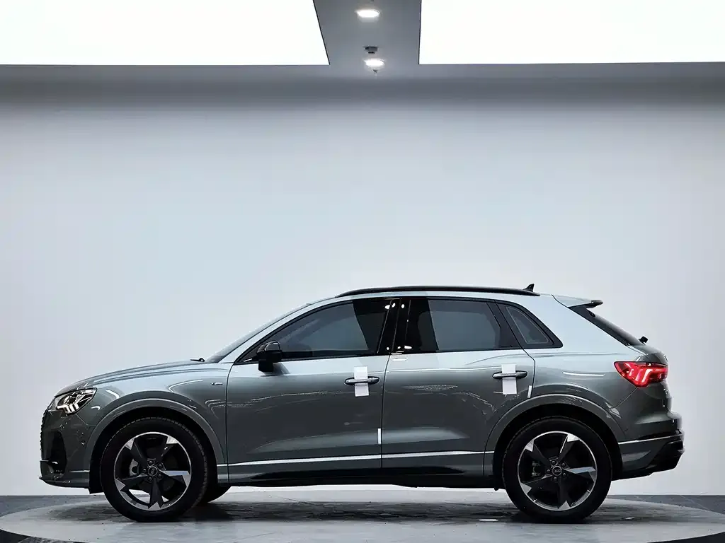 Audi Q3 — фото 5