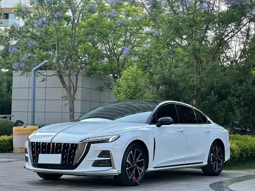 Hongqi H6