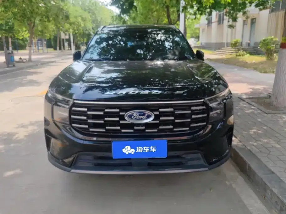 Ford Edge — фото 10