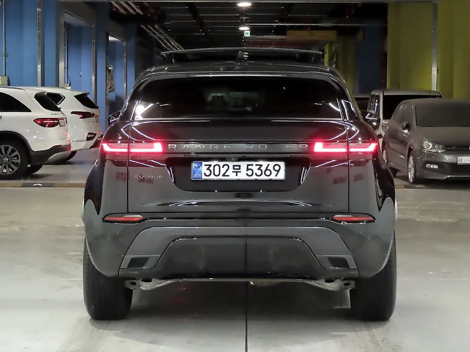 Land Rover Range Rover Evoque — фото 9