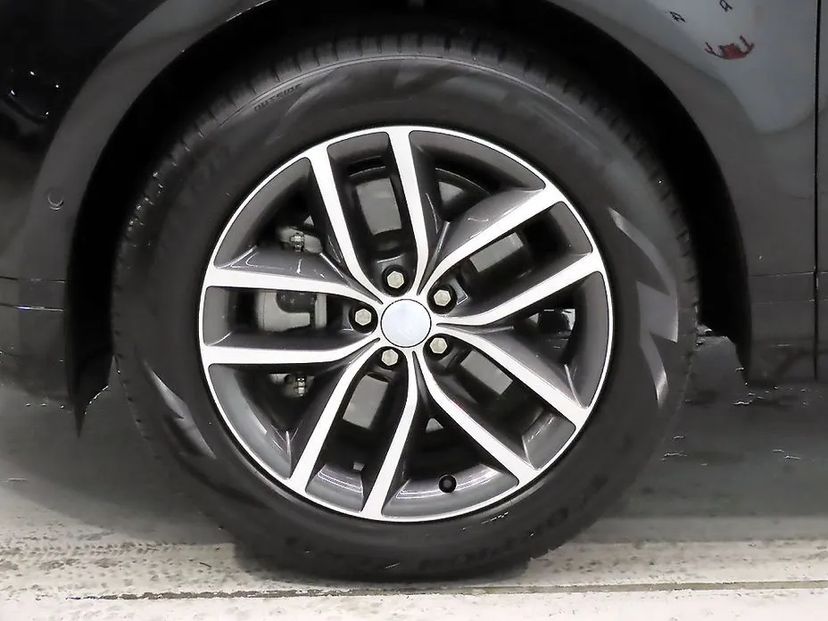 Land Rover Range Rover Evoque — фото 10